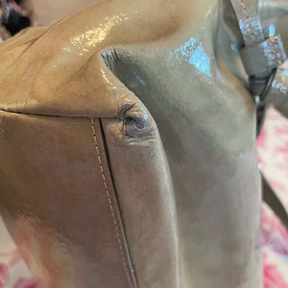 🌼 Summer Bag Blowout! 🌼 Rare Dooney & Bourke patent Leather Draw String Satchel - Picture 12 of 16